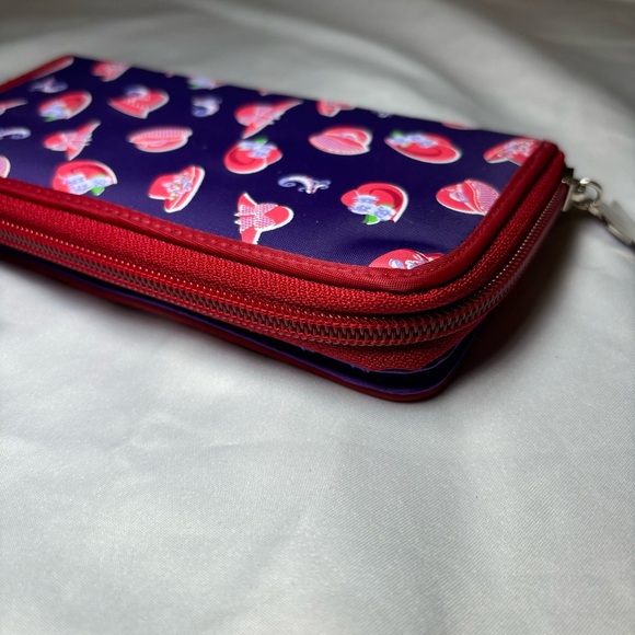 Red Hat Society Nylon Zip Around Wallet Metal Charm Zipper Pull 7 x 3.5 Inch - Picture 5 of 10